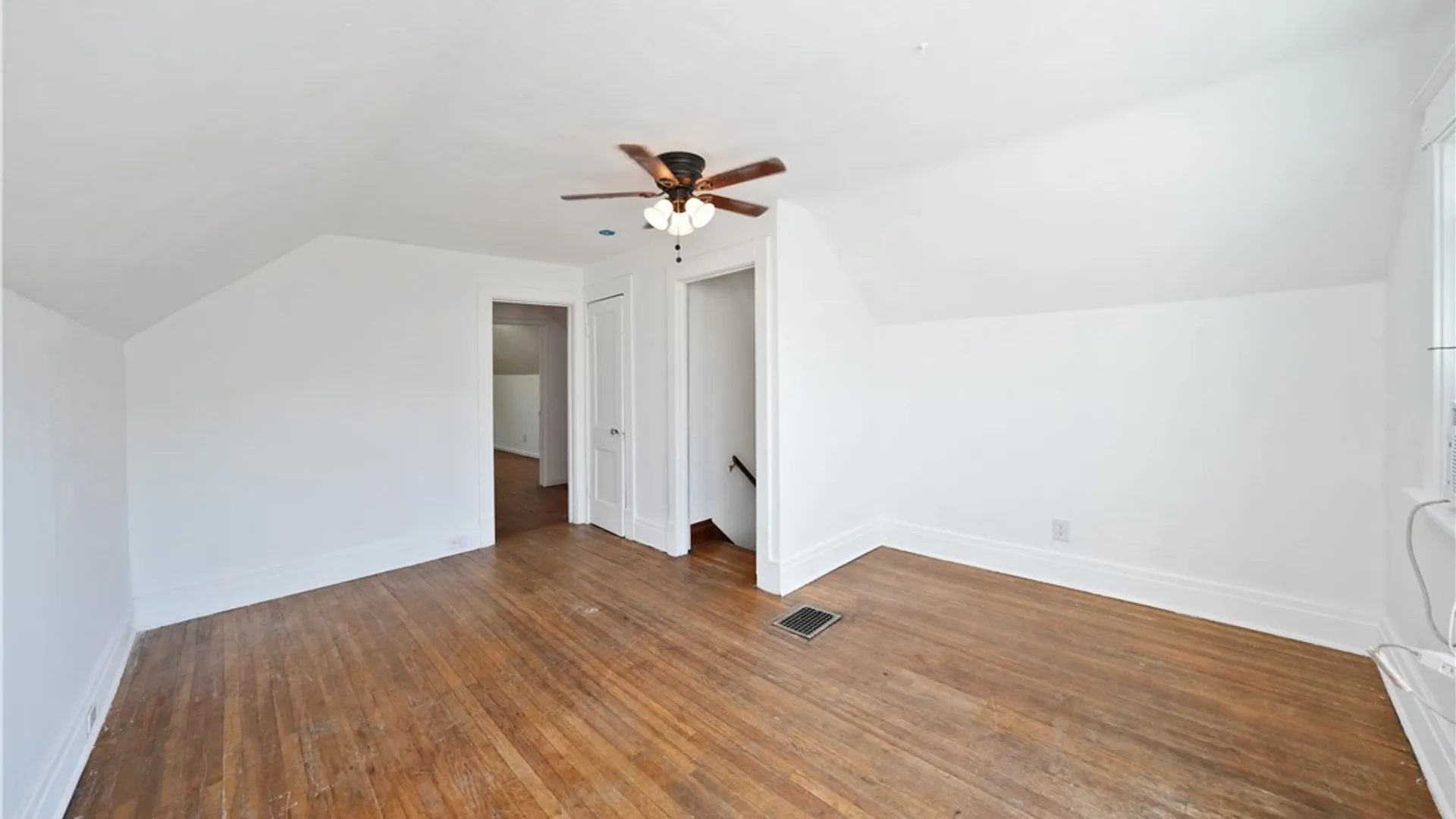 Property at 560 Minnesota Avenue, Buffalo, NY 14215 21