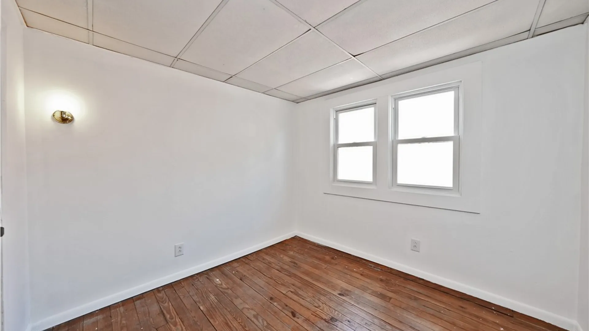 Property at 560 Minnesota Avenue, Buffalo, NY 14215 24