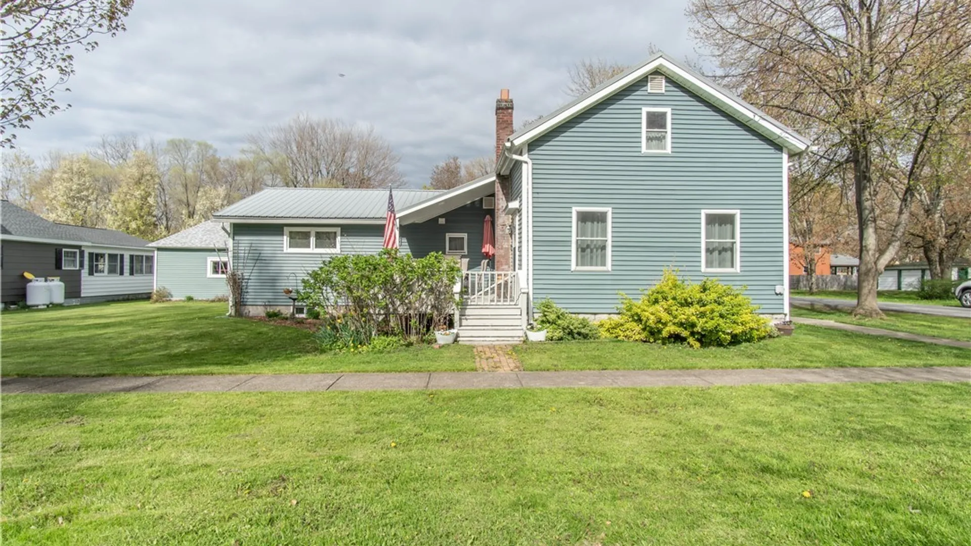 Property at 283 W Joseph Street, Cape Vincent, NY 13618 2