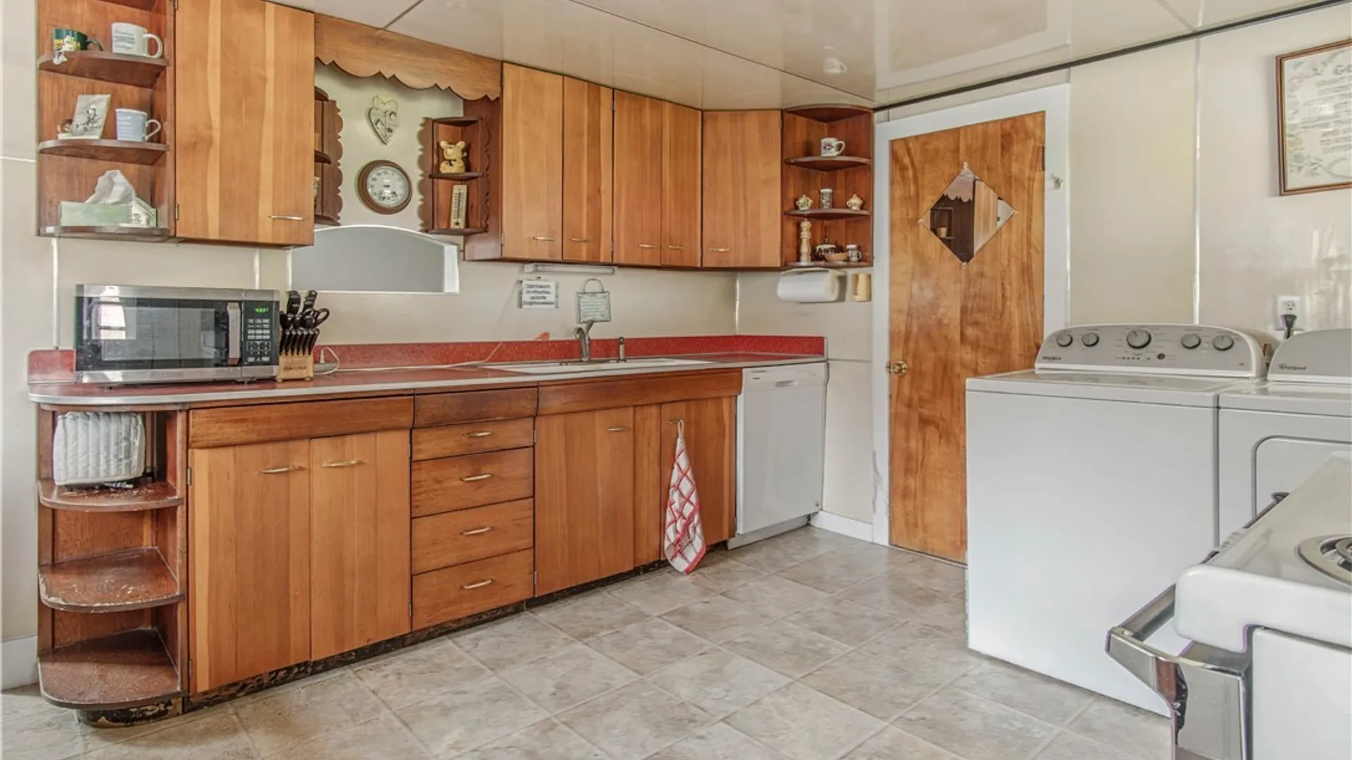 Property at 283 W Joseph Street, Cape Vincent, NY 13618 23