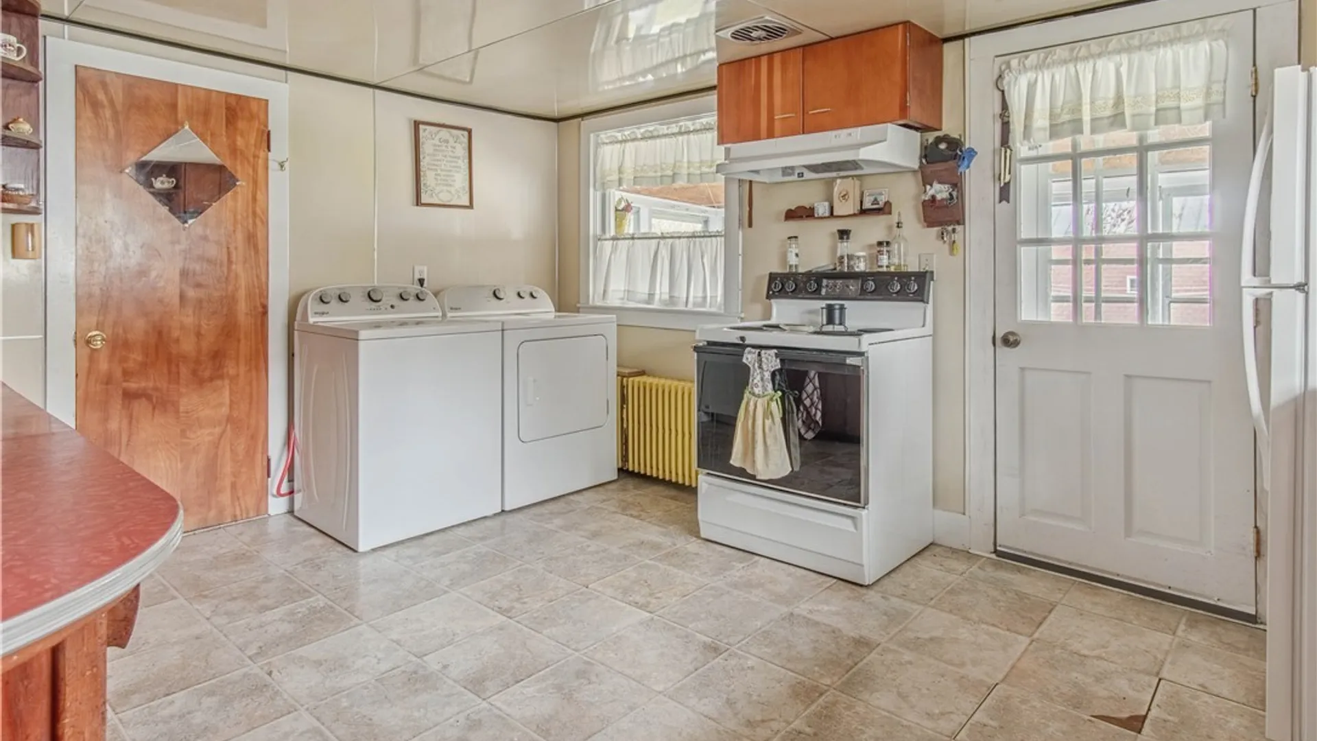 Property at 283 W Joseph Street, Cape Vincent, NY 13618 24