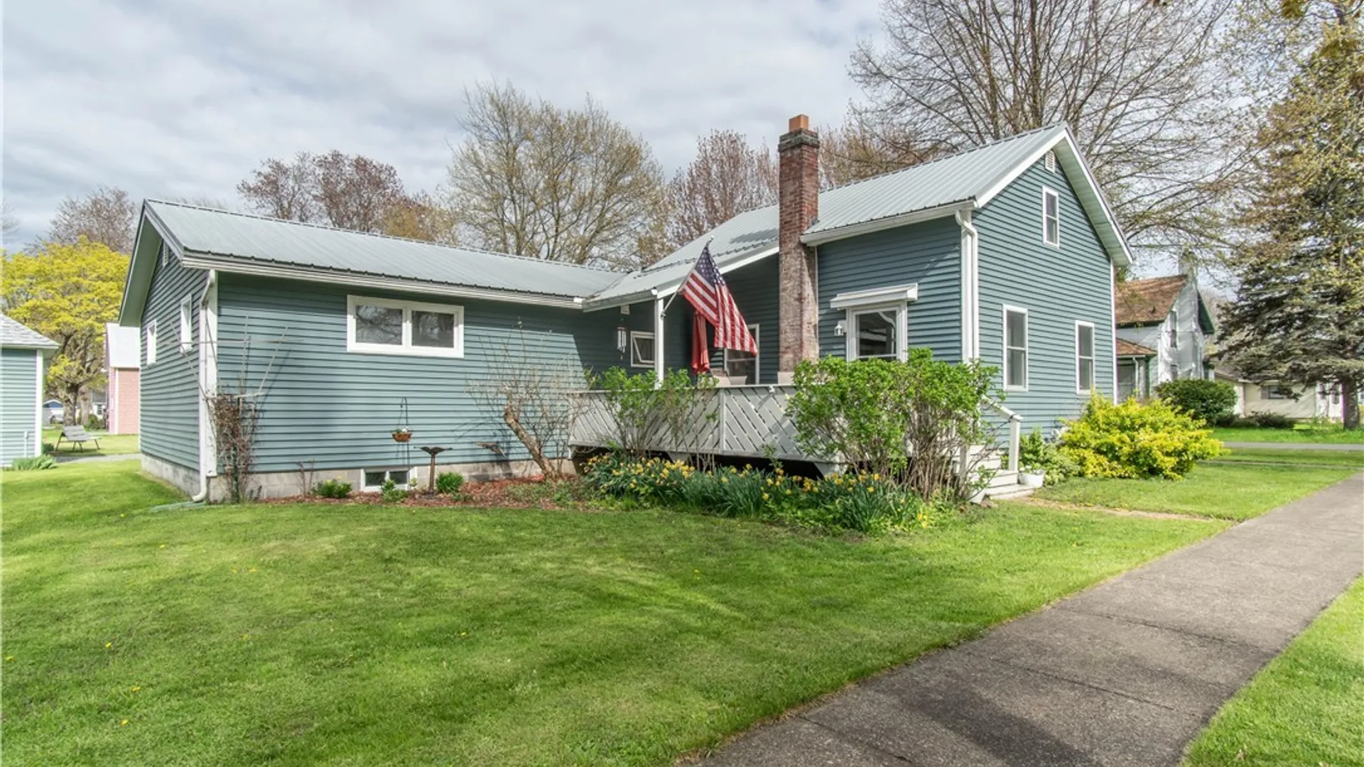 Property at 283 W Joseph Street, Cape Vincent, NY 13618 4