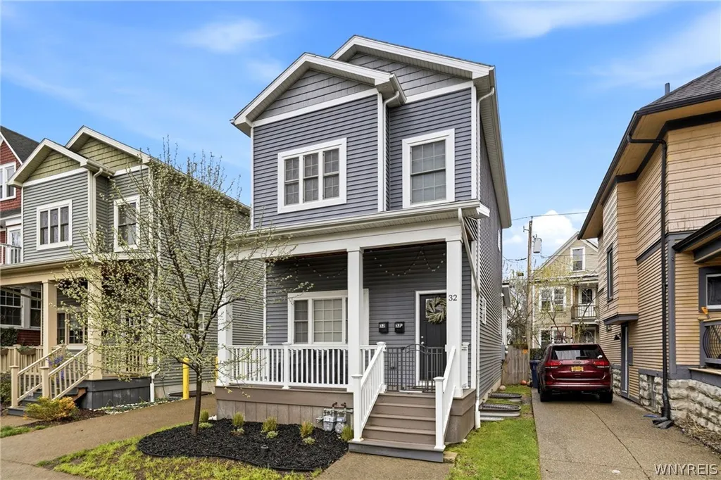 Property at 32 Horton Place, Buffalo, NY 14209