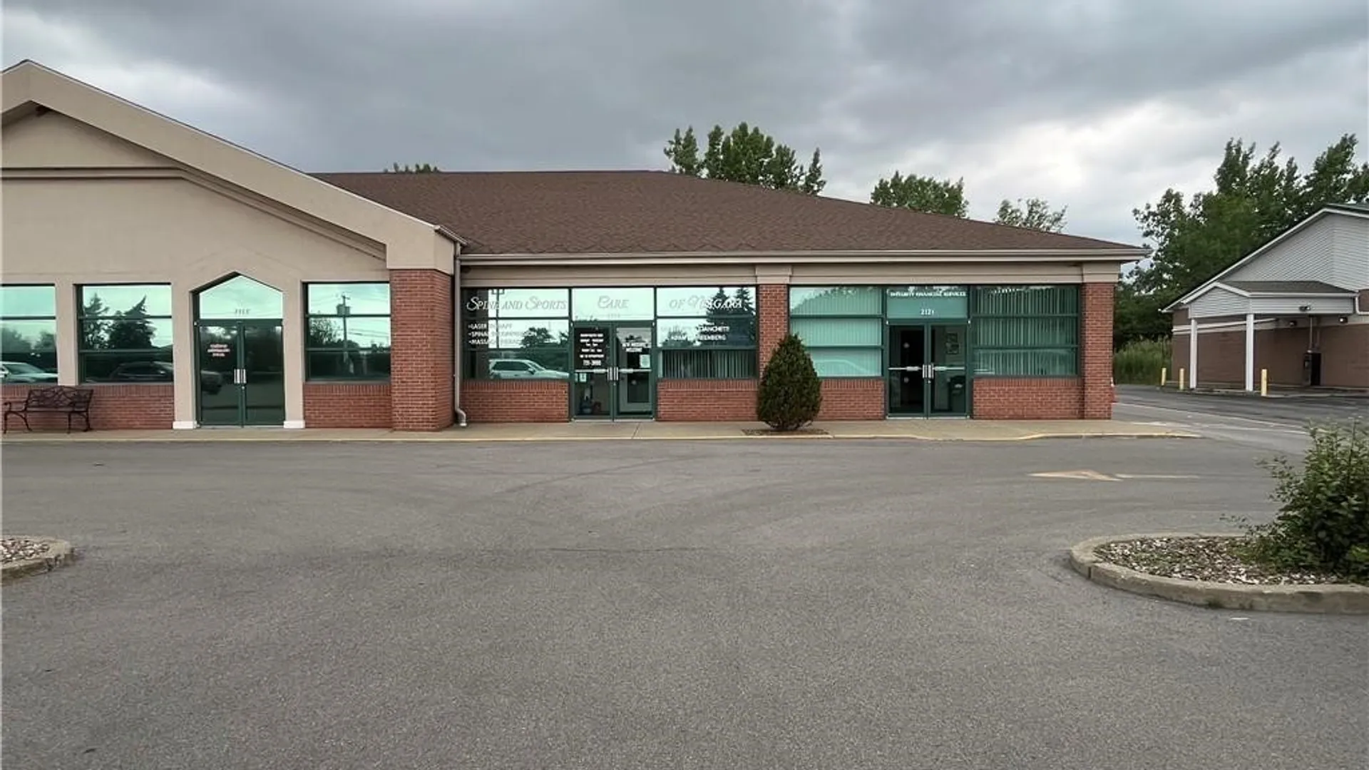 Property at 2121 Sawyer Drive, Wheatfield, NY 14304 4