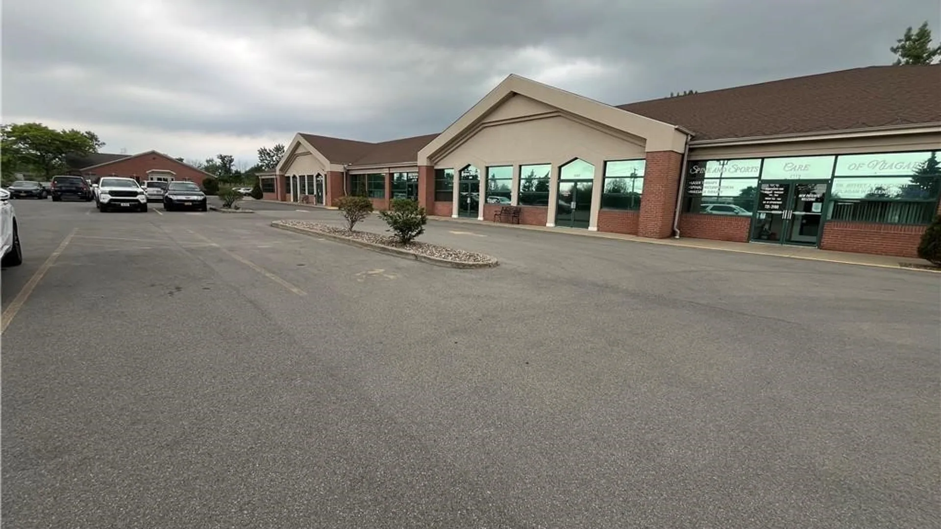 Property at 2121 Sawyer Drive, Wheatfield, NY 14304 5