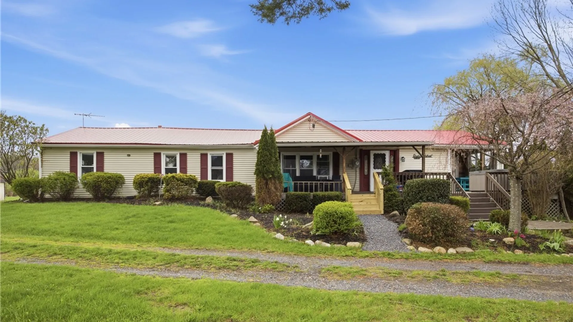 Property at 8989 Chidsey Hill Road, Pulteney, NY 14418 3