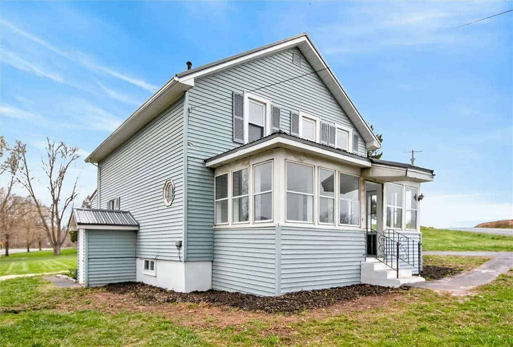 Property at 9025 Lock Berlin Road, Galen, NY 14489
