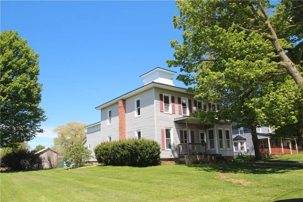 Property at 12621 Presbyterian Road, Ridgeway, NY 14479
