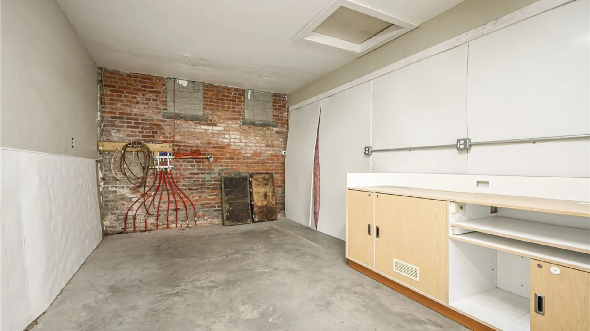 Property at 64 Spencer Street, Rochester, NY 14608 25
