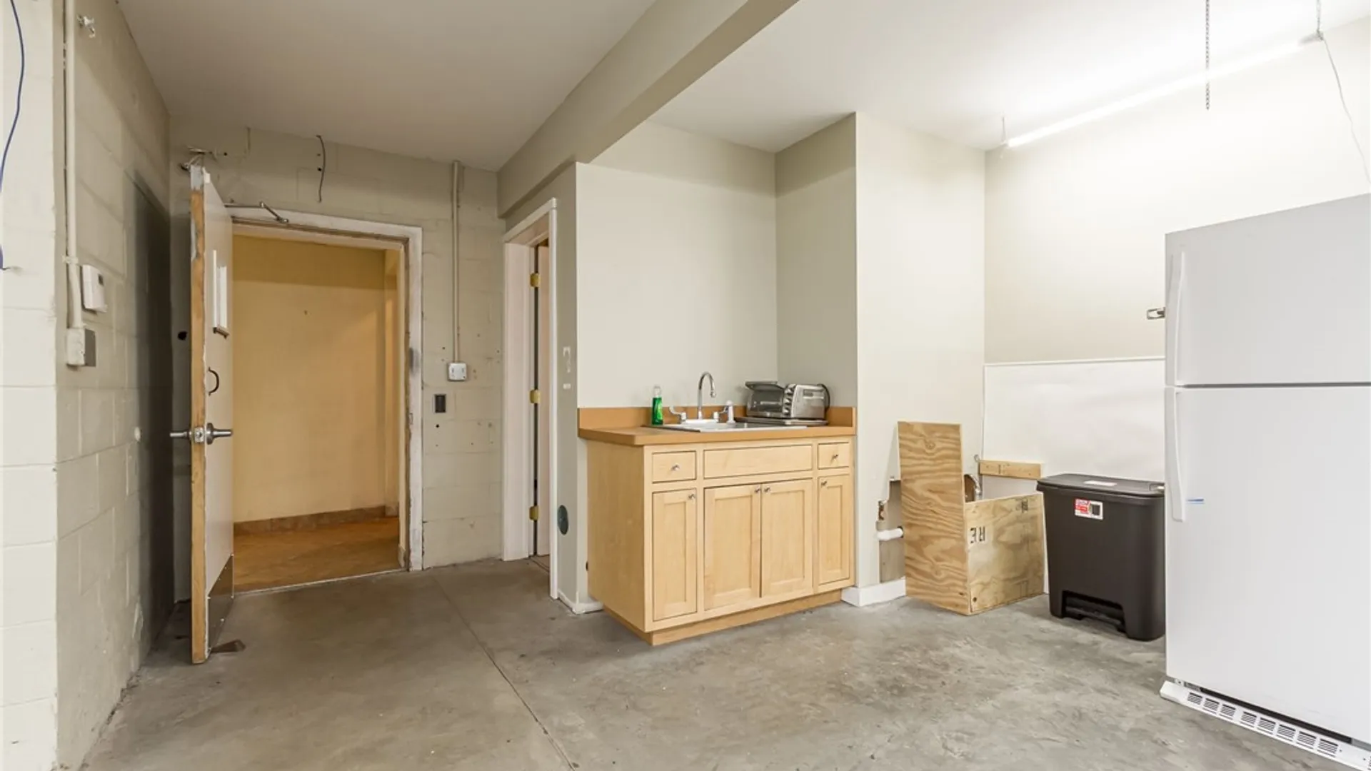 Property at 64 Spencer Street, Rochester, NY 14608 27