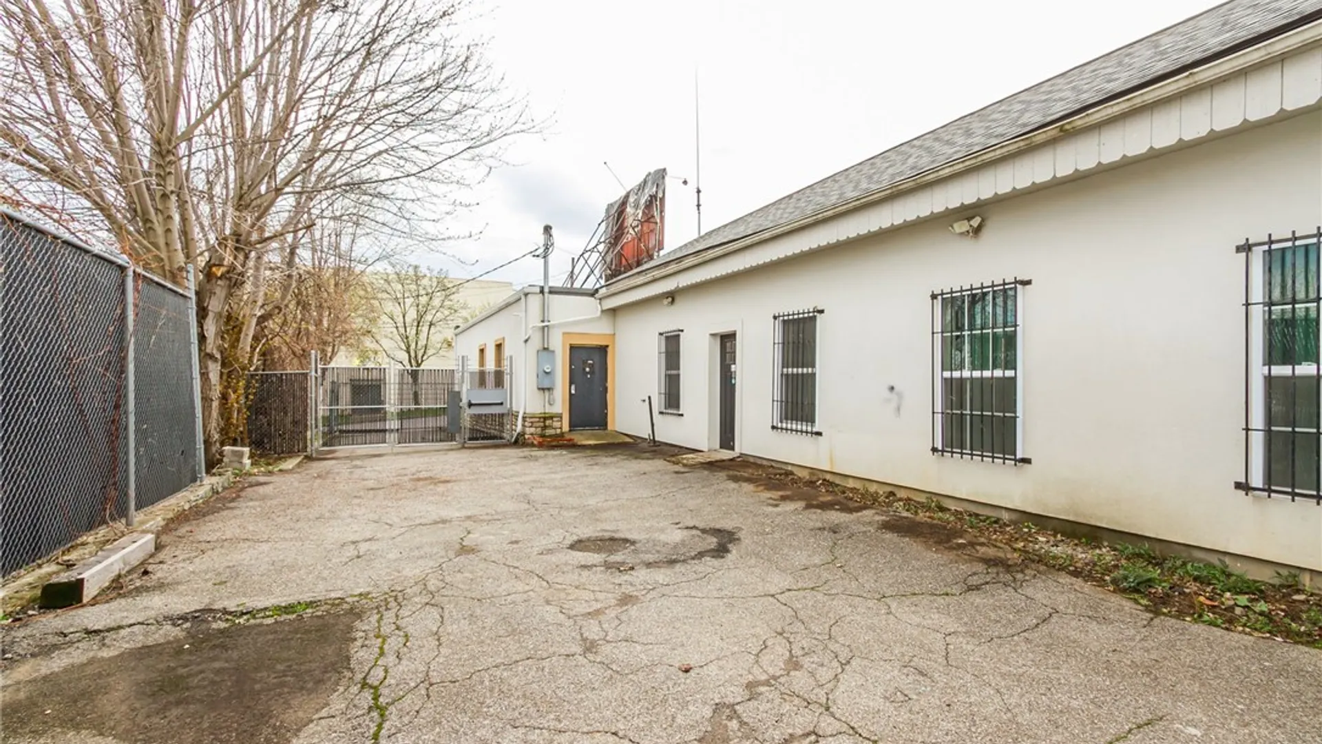 Property at 64 Spencer Street, Rochester, NY 14608 5