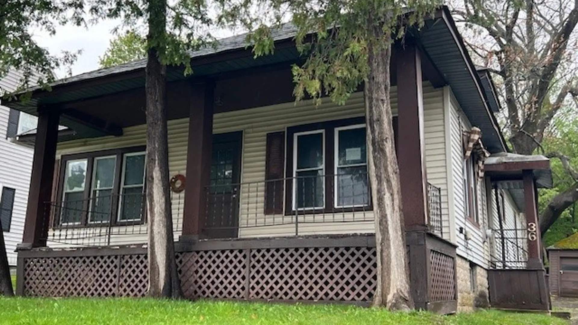 Property at 36 Ballantyne Brae, Utica, NY 13501 2
