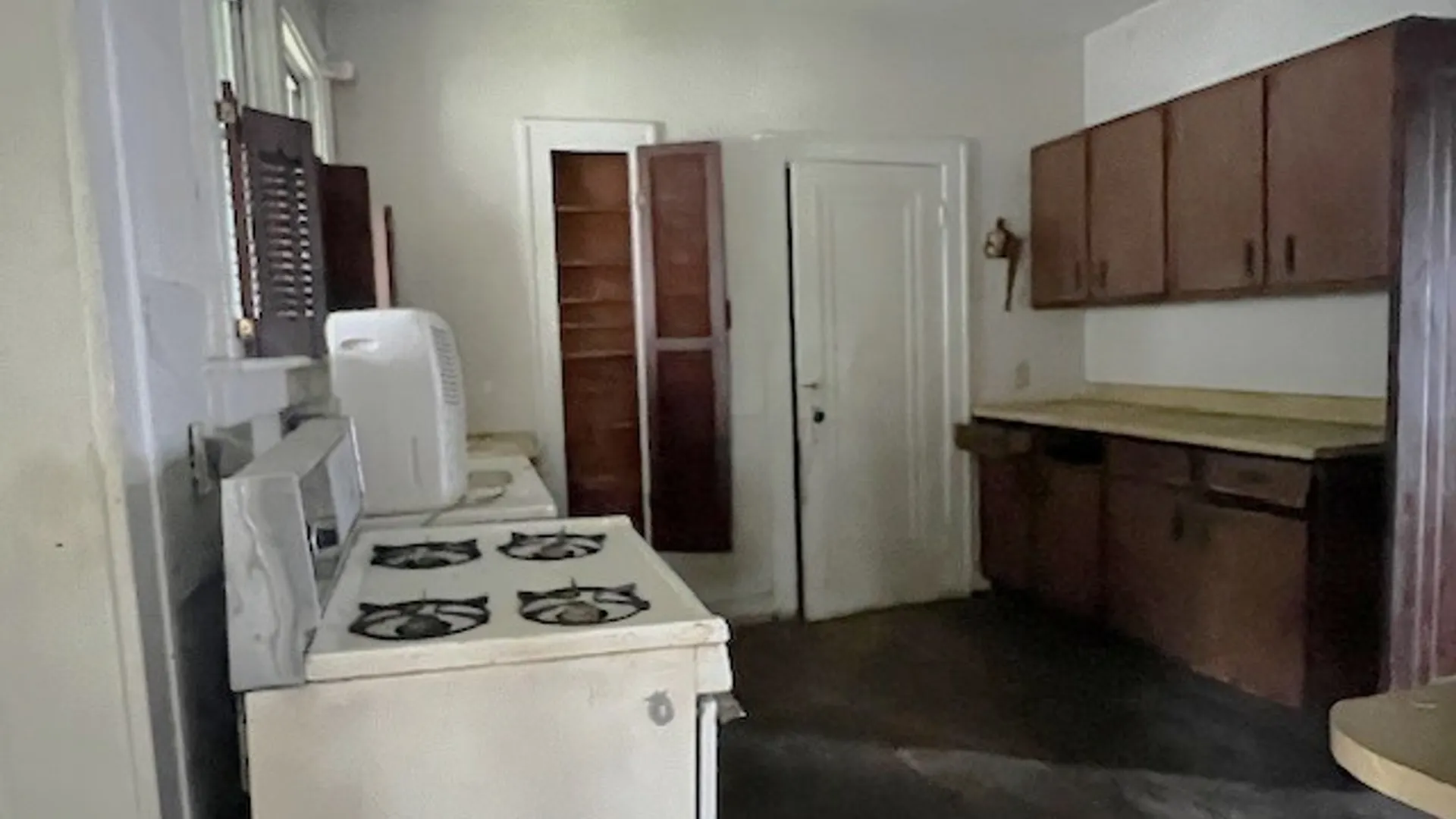 Property at 36 Ballantyne Brae, Utica, NY 13501 7