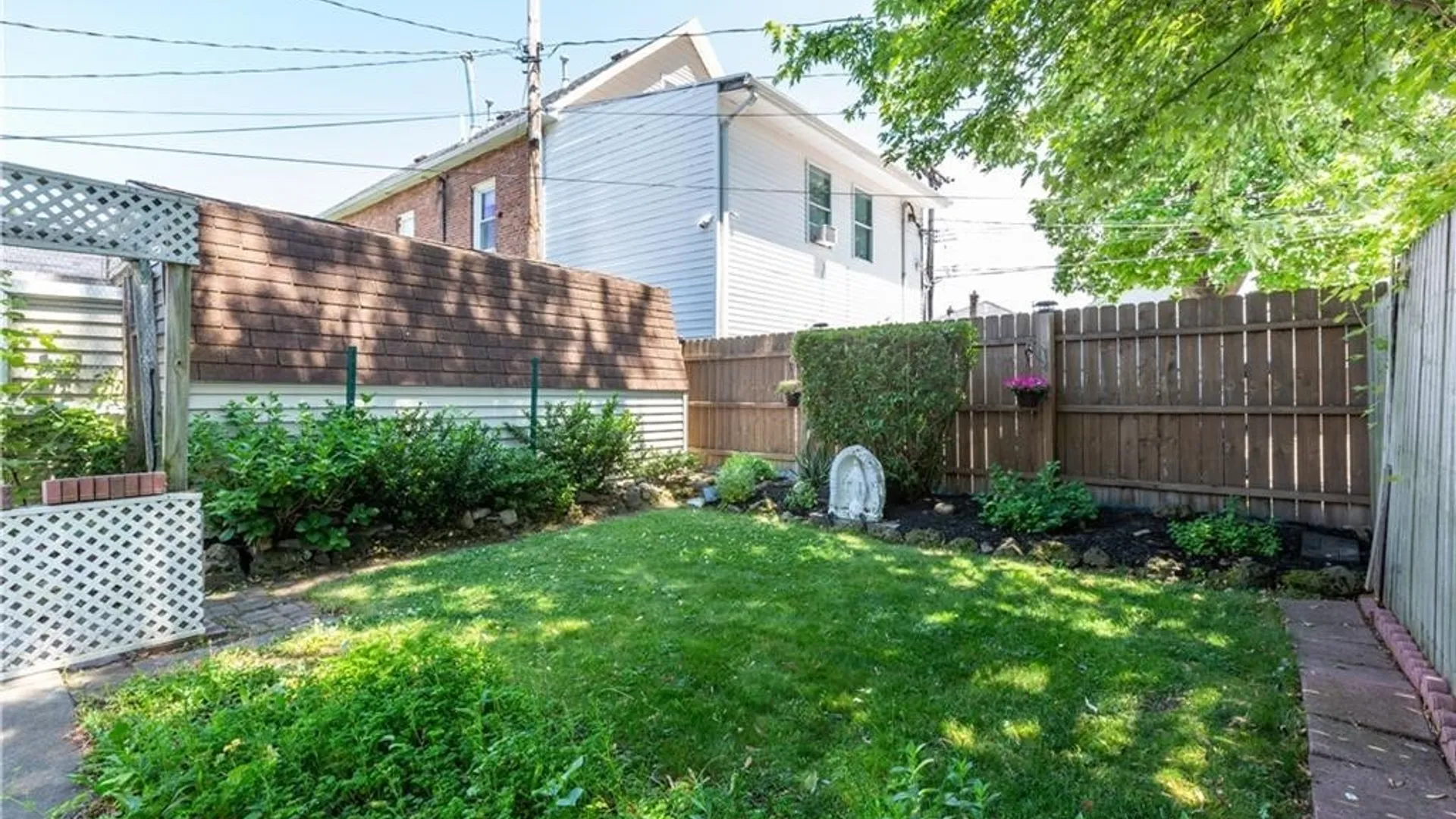 Property at 237 N Park Avenue, Buffalo, NY 14216 19