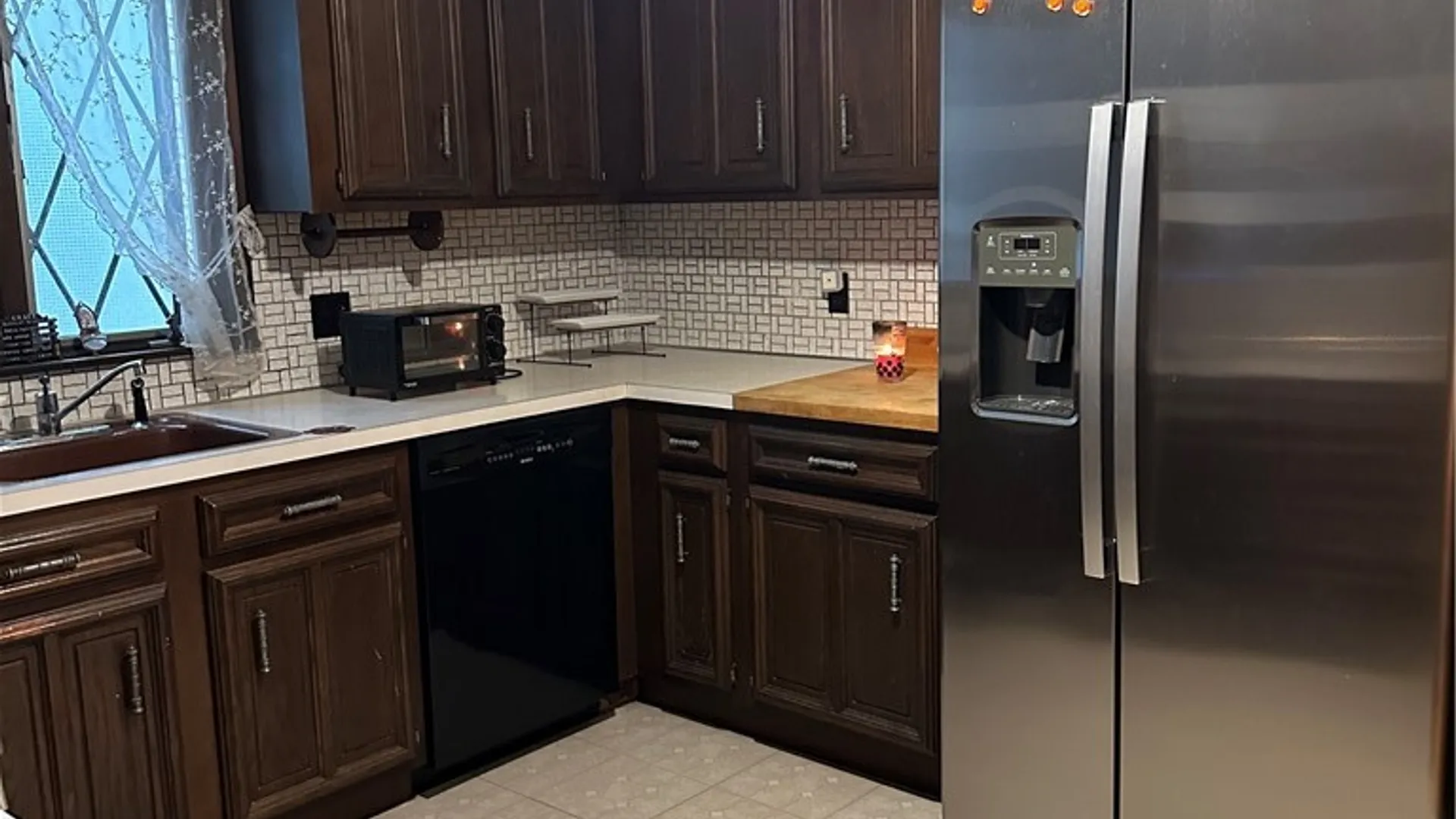 Property at 237 N Park Avenue, Buffalo, NY 14216 8