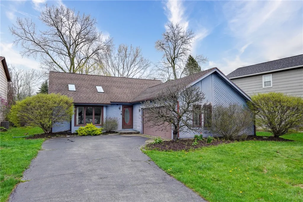 Property at 8 Fieldstone Lane, Henrietta, NY 14586