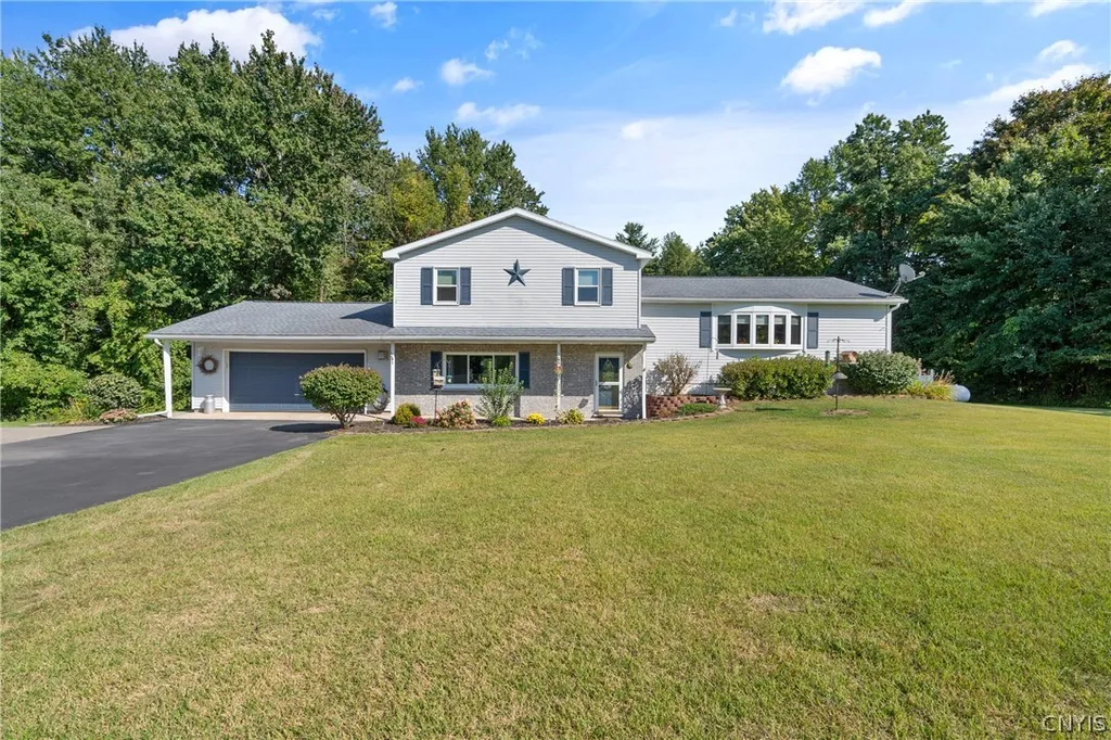 Property at 554 Baldwin Road, Volney, NY 13069