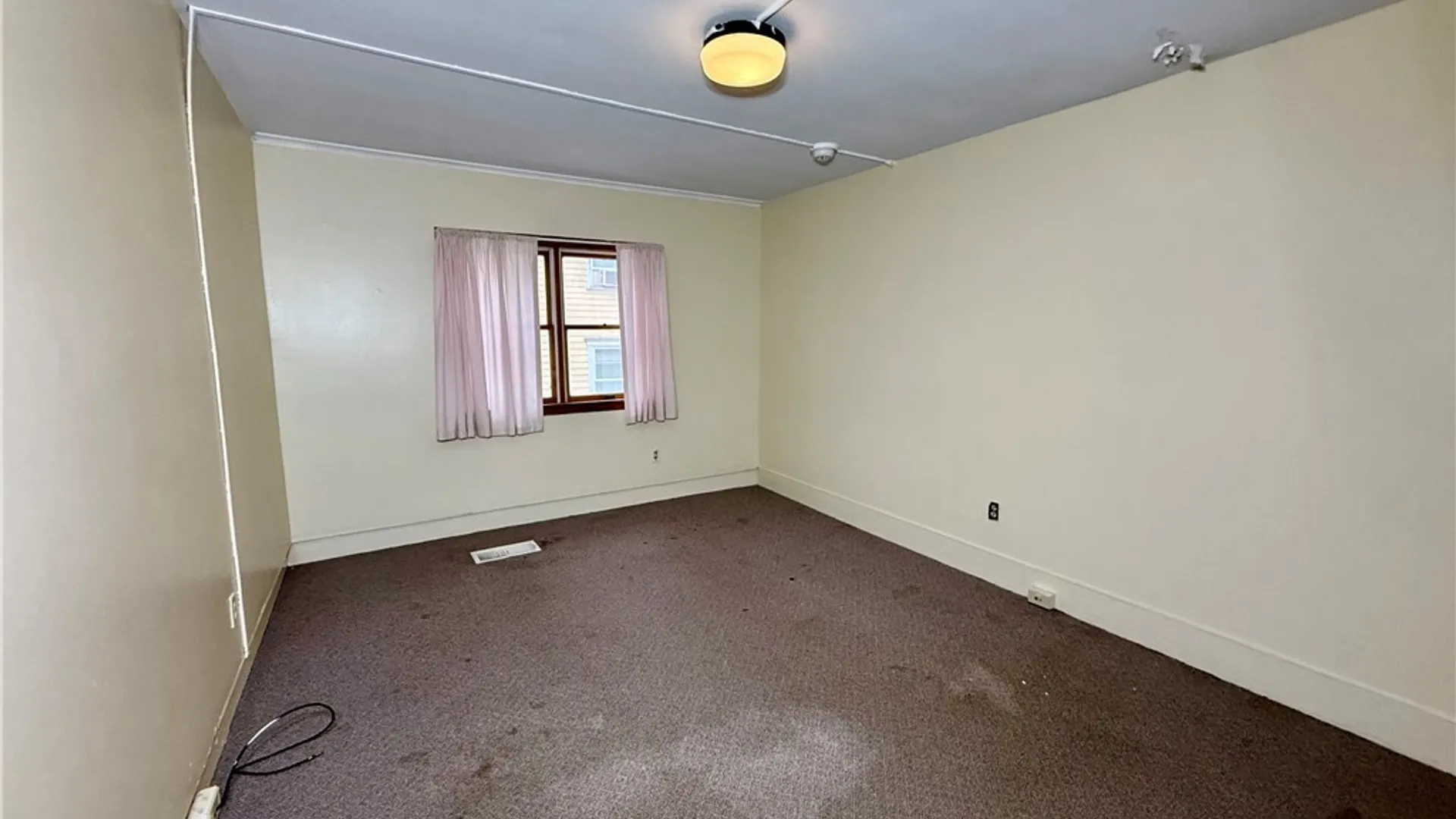 Property at 15 Sullivan Street, Cazenovia, NY 13035 11