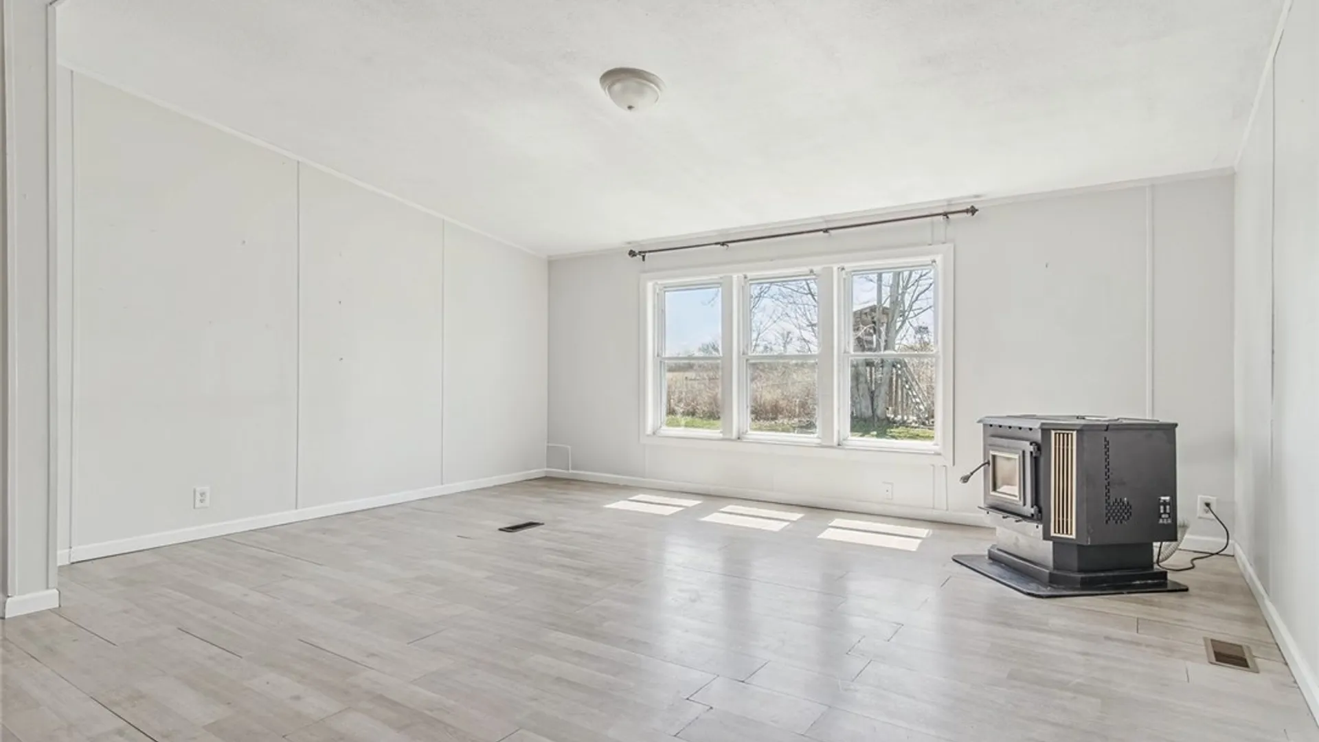 Property at 20552 Pine Avenue, Orleans, NY 13656 11