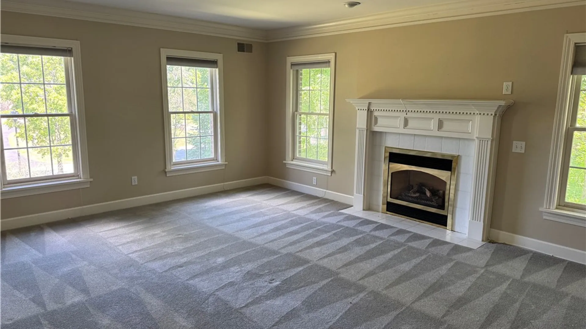 Property at 6 Merrycreek Xing, Pittsford, NY 14534 7
