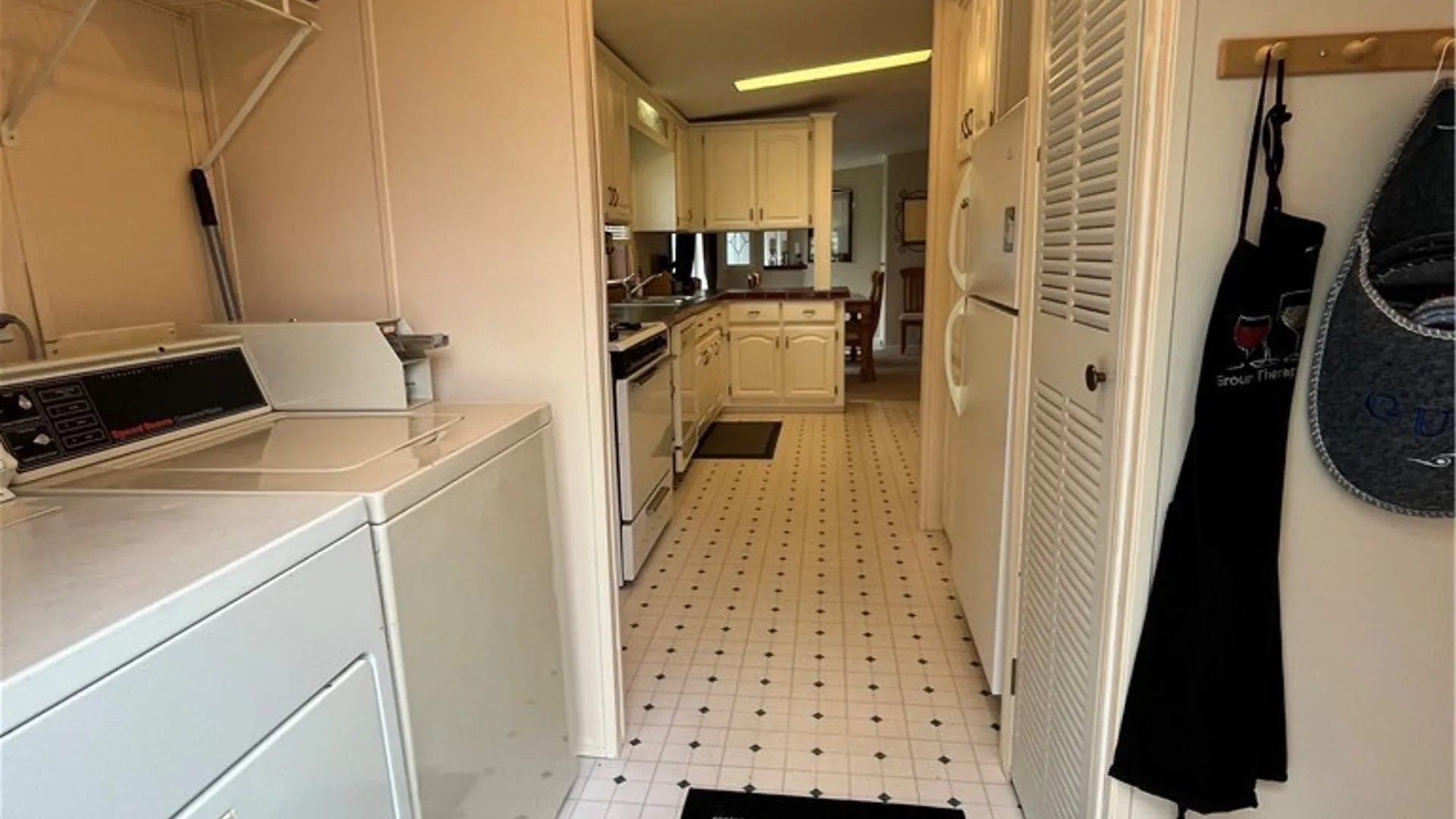 Property at 54 Green Valley Estates, Great Valley, NY 14741 9