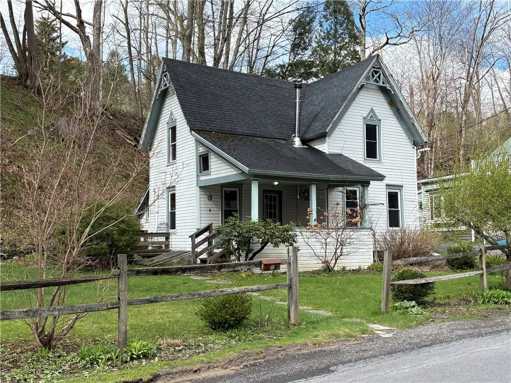 Property at 20 Newton Avenue, Bainbridge, NY 13733