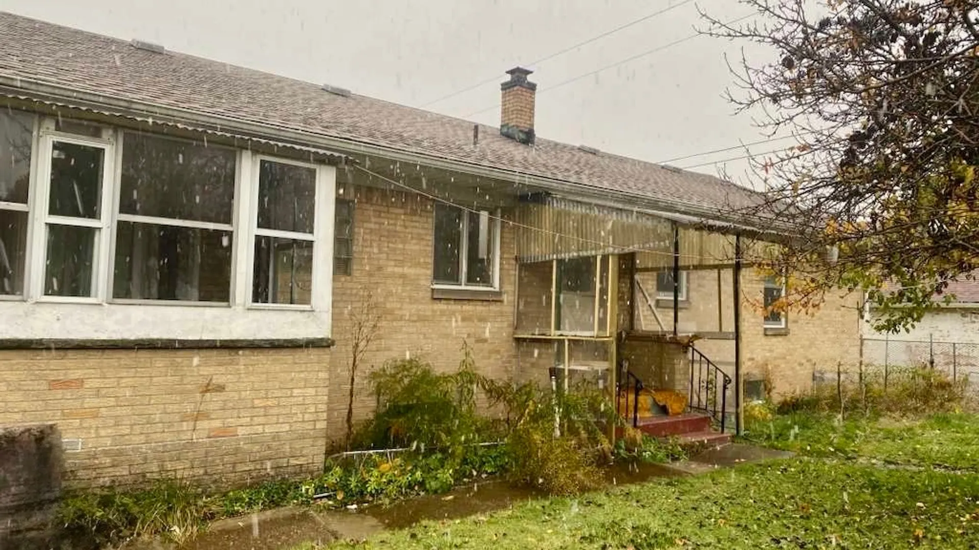 Property at 910 George Urban Boulevard, Cheektowaga, NY 14225 2