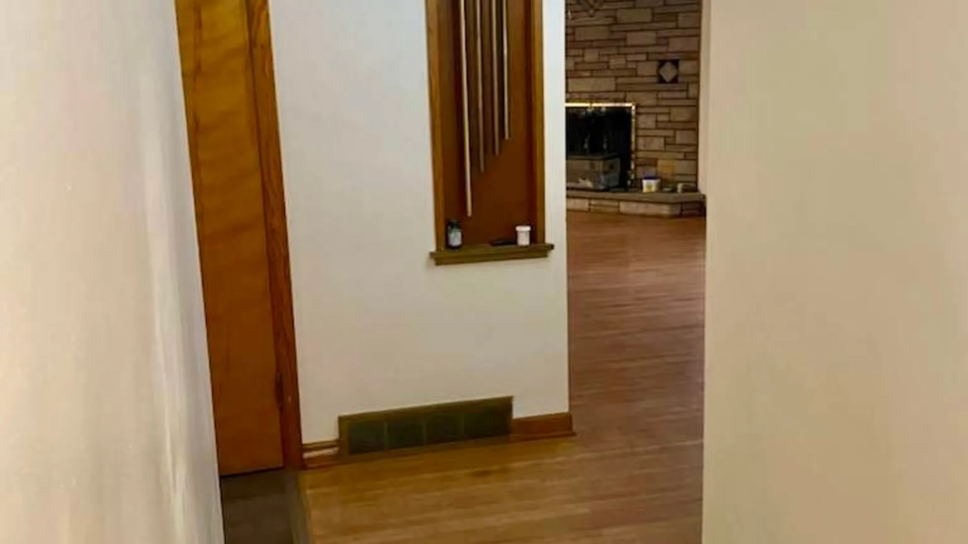 Property at 910 George Urban Boulevard, Cheektowaga, NY 14225 8