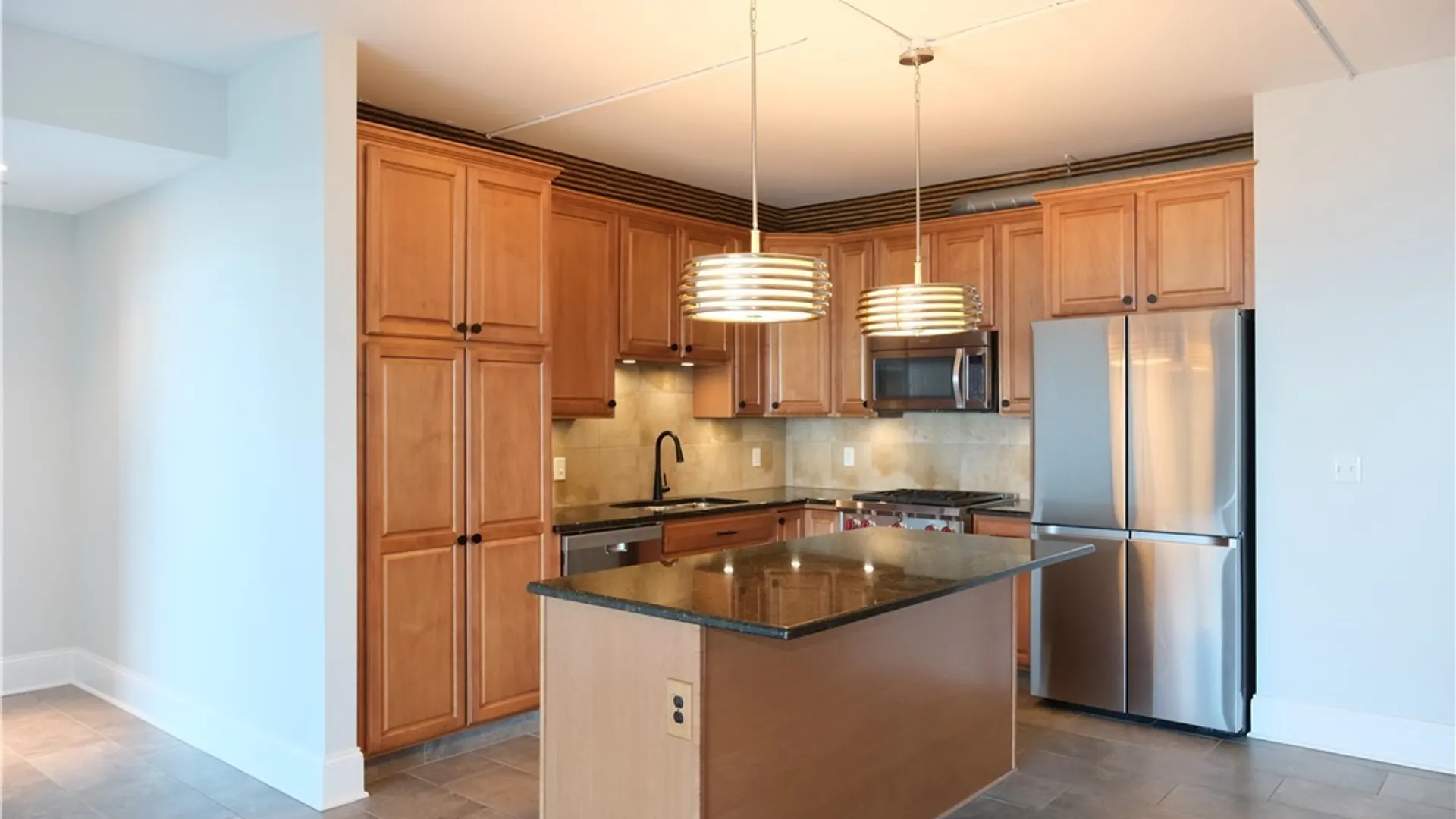 Property at 132 Lakefront Boulevard, Buffalo, NY 14202 3