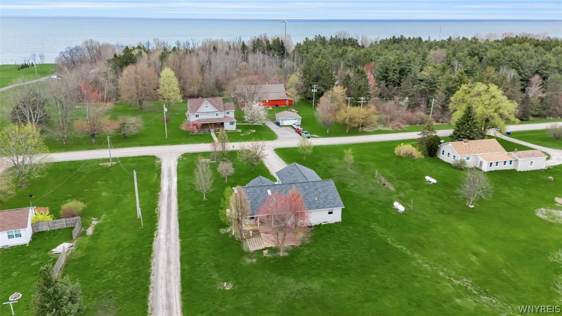 Property at 8466 Lower Lake Road, Somerset, NY 14012 3
