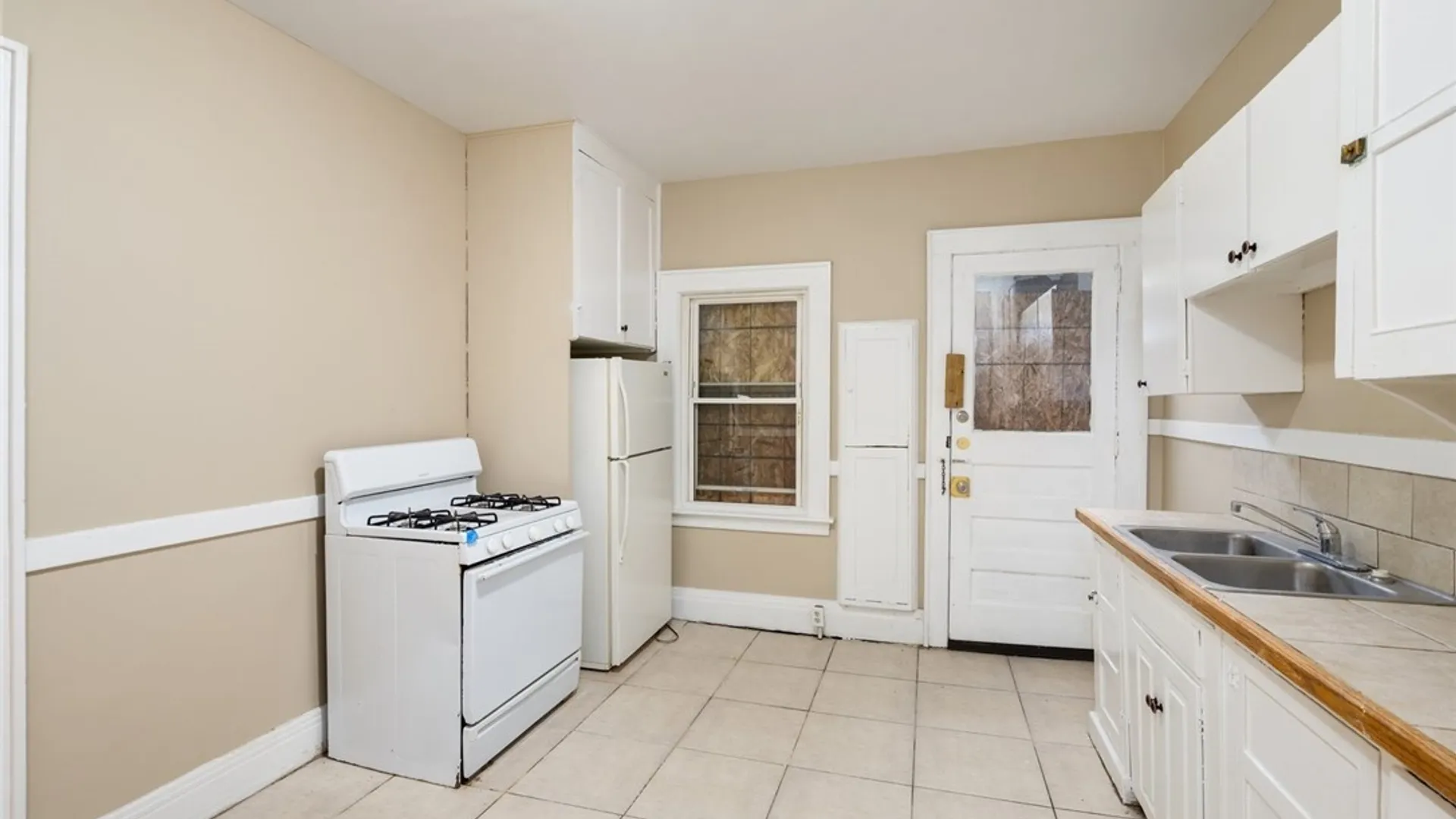 Property at 1511 1st North Street, Syracuse, NY 13208 12