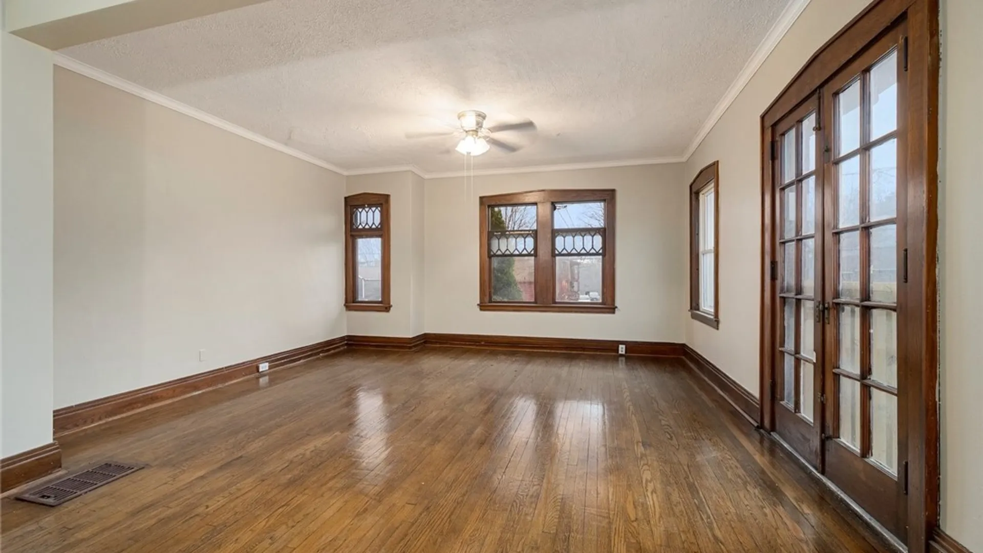 Property at 1511 1st North Street, Syracuse, NY 13208 32