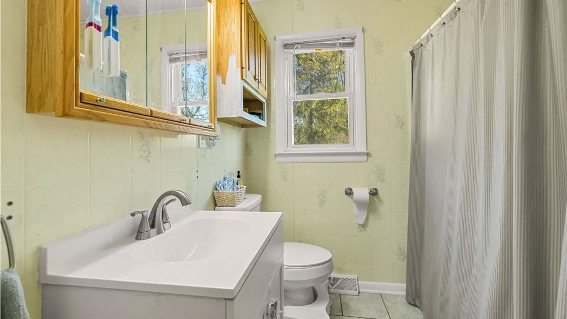 Property at 9 Cedar Lane, Whitestown, NY 13417 11