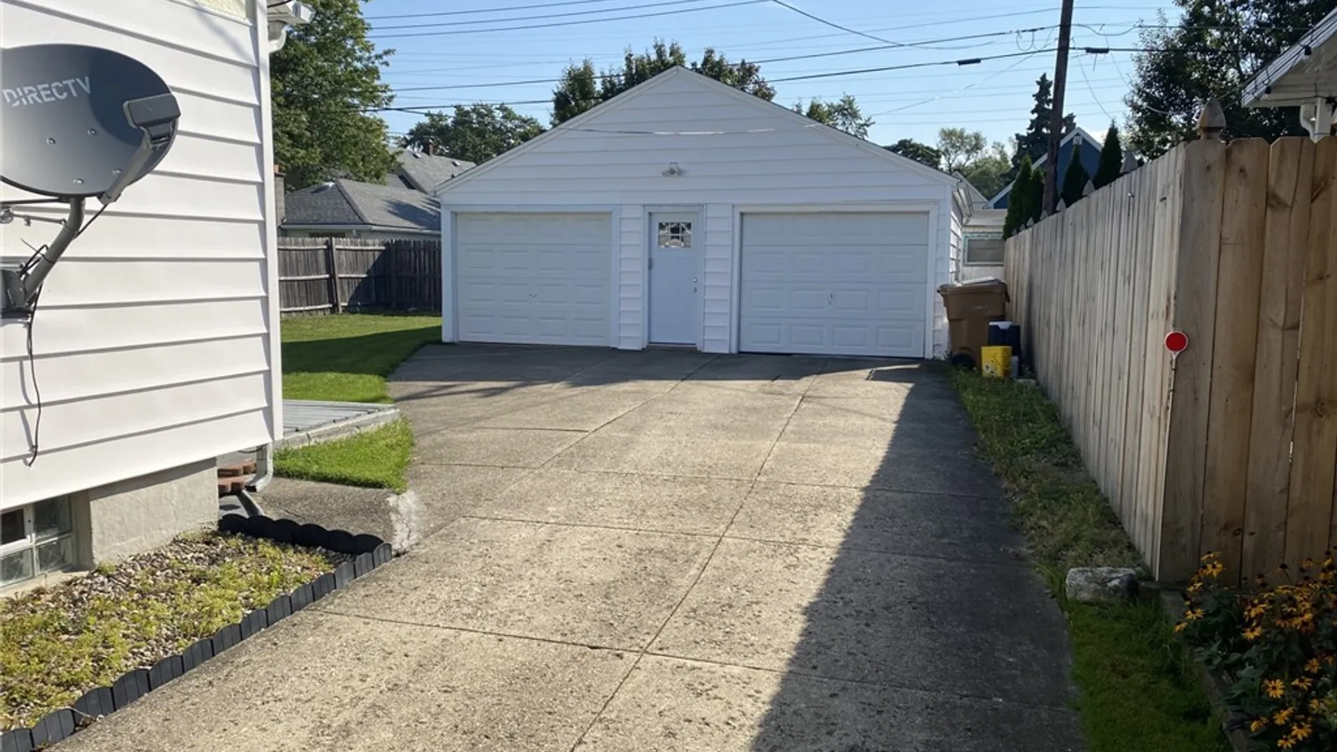 Property at 183 Claude Drive, Cheektowaga, NY 14206 3
