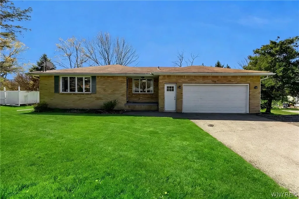 Property at 2616 Stony Point Road, Grand Island, NY 14072
