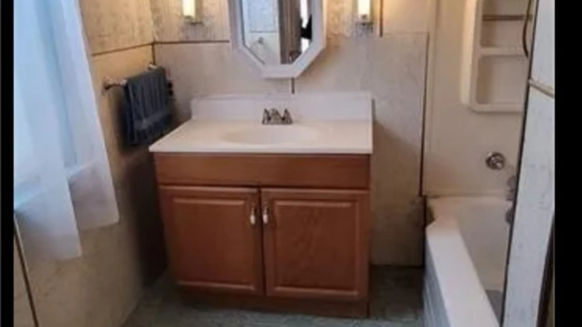 Property at 15 Gravel Place, Lackawanna, NY 14218 4