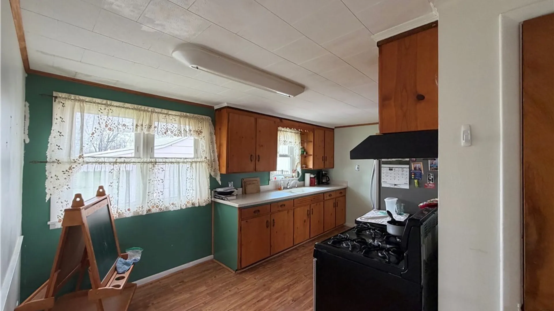 Property at 75 Saint Jude Drive, Lackawanna, NY 14218 5