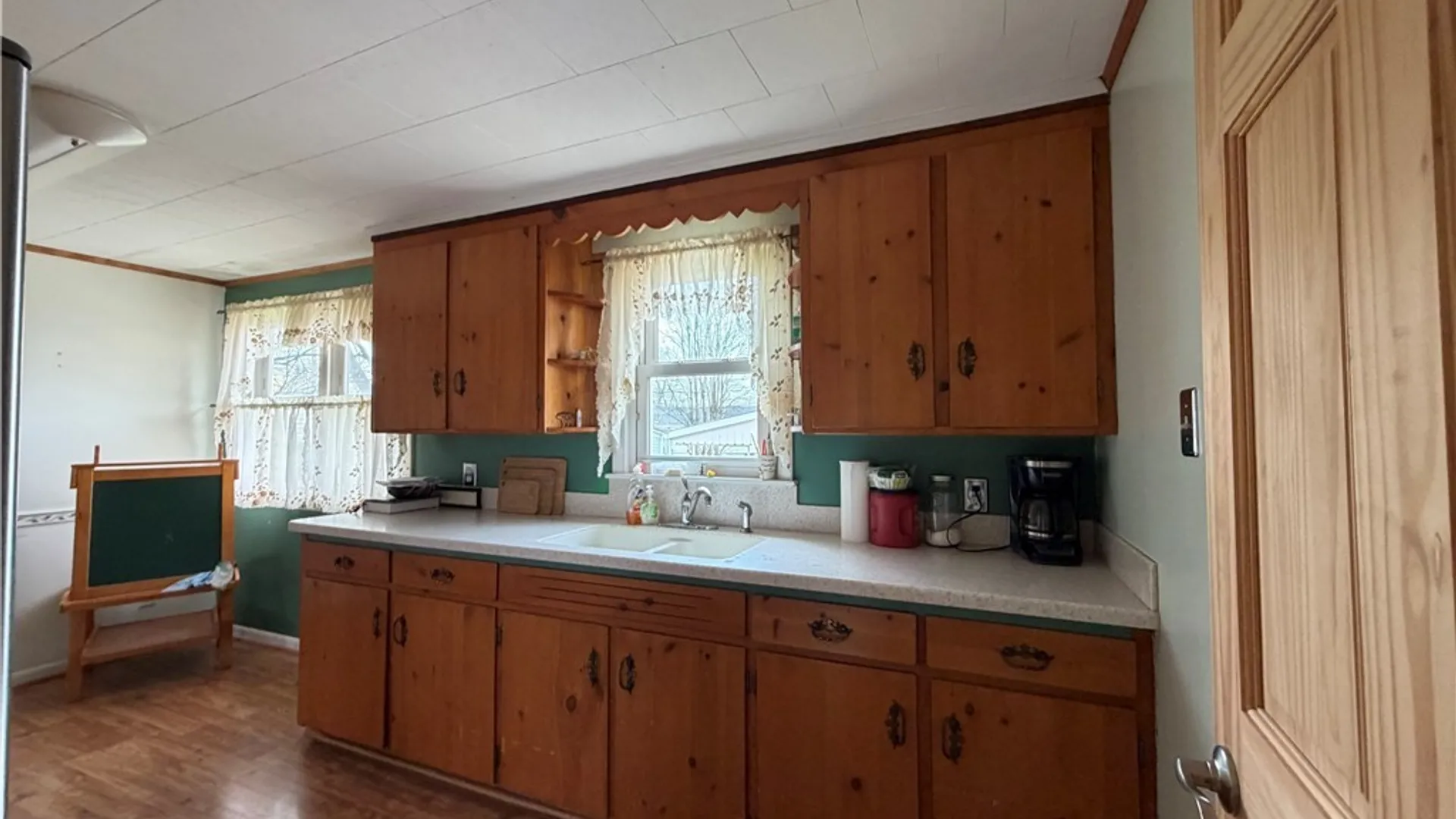 Property at 75 Saint Jude Drive, Lackawanna, NY 14218 6