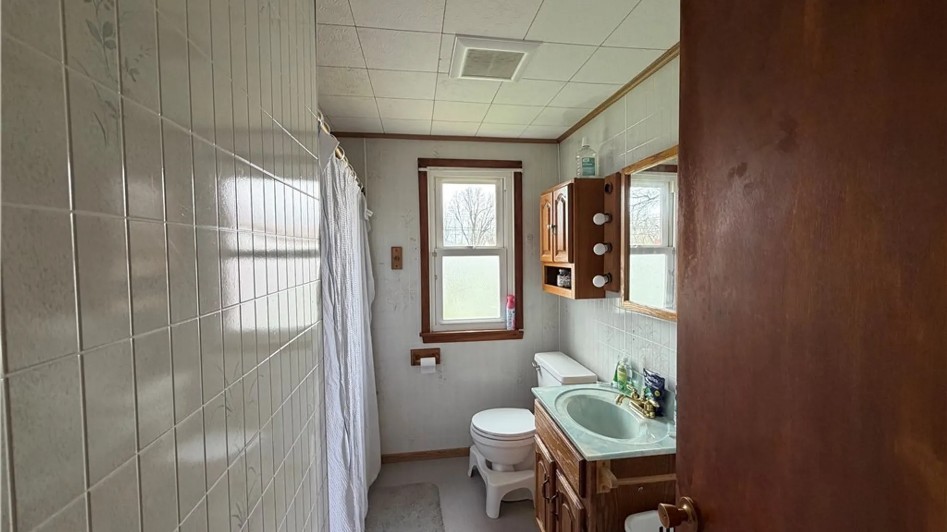 Property at 75 Saint Jude Drive, Lackawanna, NY 14218 8