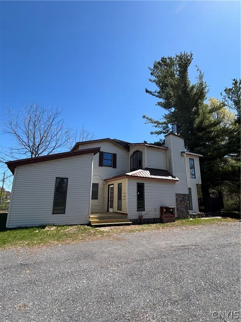 Property at 26216 State Route 3, Le Ray, NY 13601
