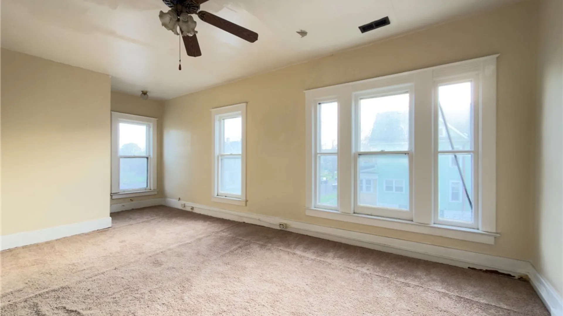 Property at 370 Breckenridge Street, Buffalo, NY 14213 15
