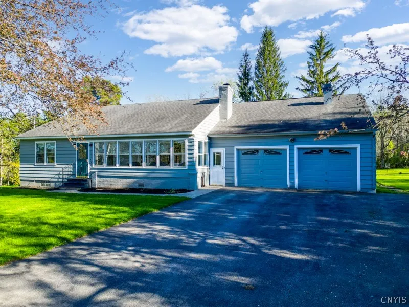 Property at 172 Hinman rd, German Flatts, NY 13407