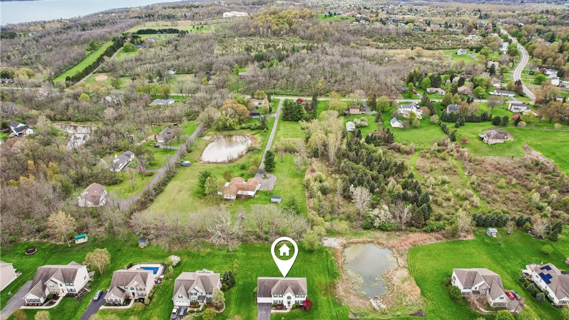 Property at 5073 W Ridge Run, Canandaigua Town, NY 14424 3