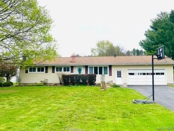 Property at 4743 Cottage Road, Royalton, NY 14067