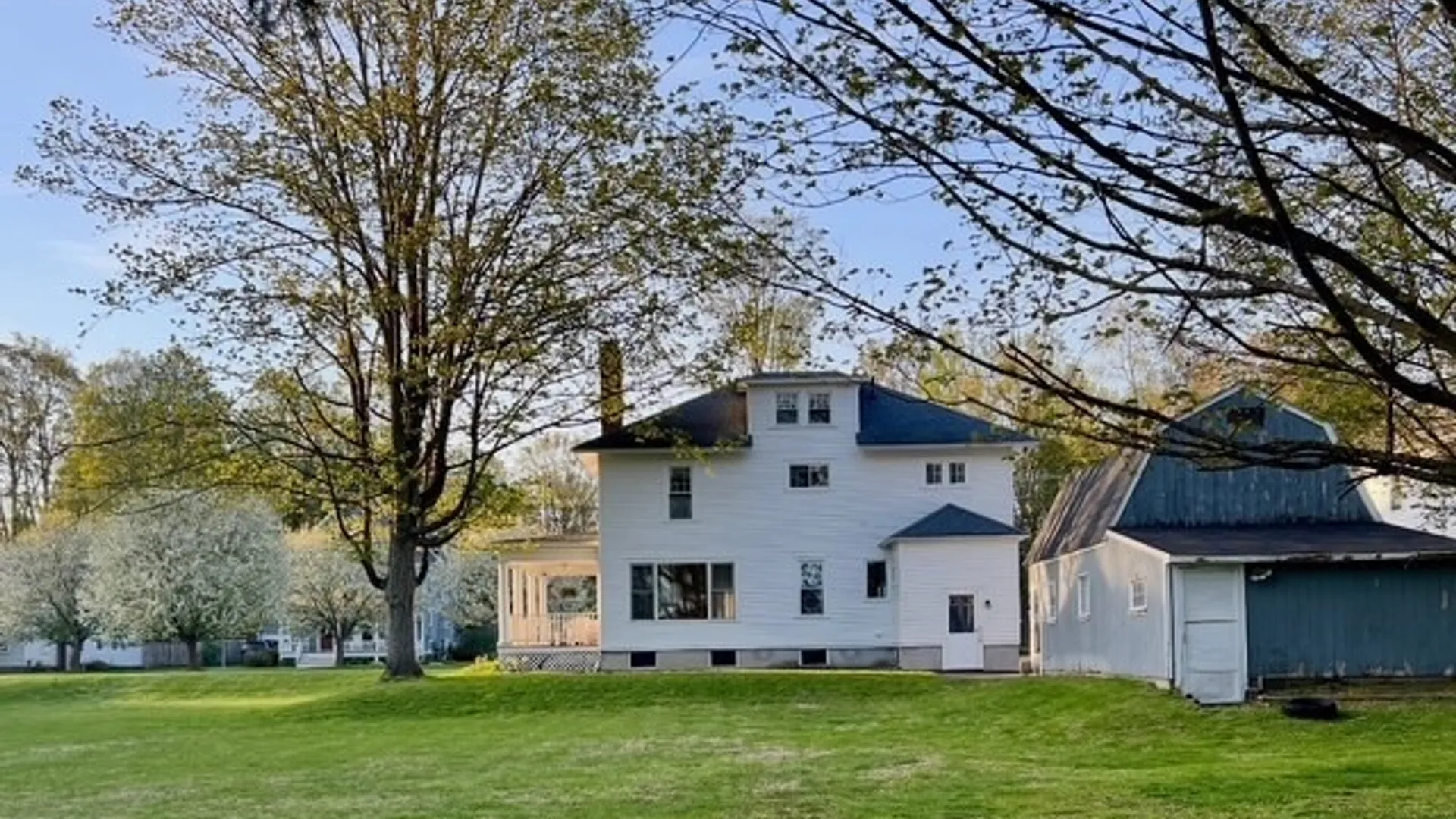 Property at 7 W Kendrick Avenue, Hamilton, NY 13346 4