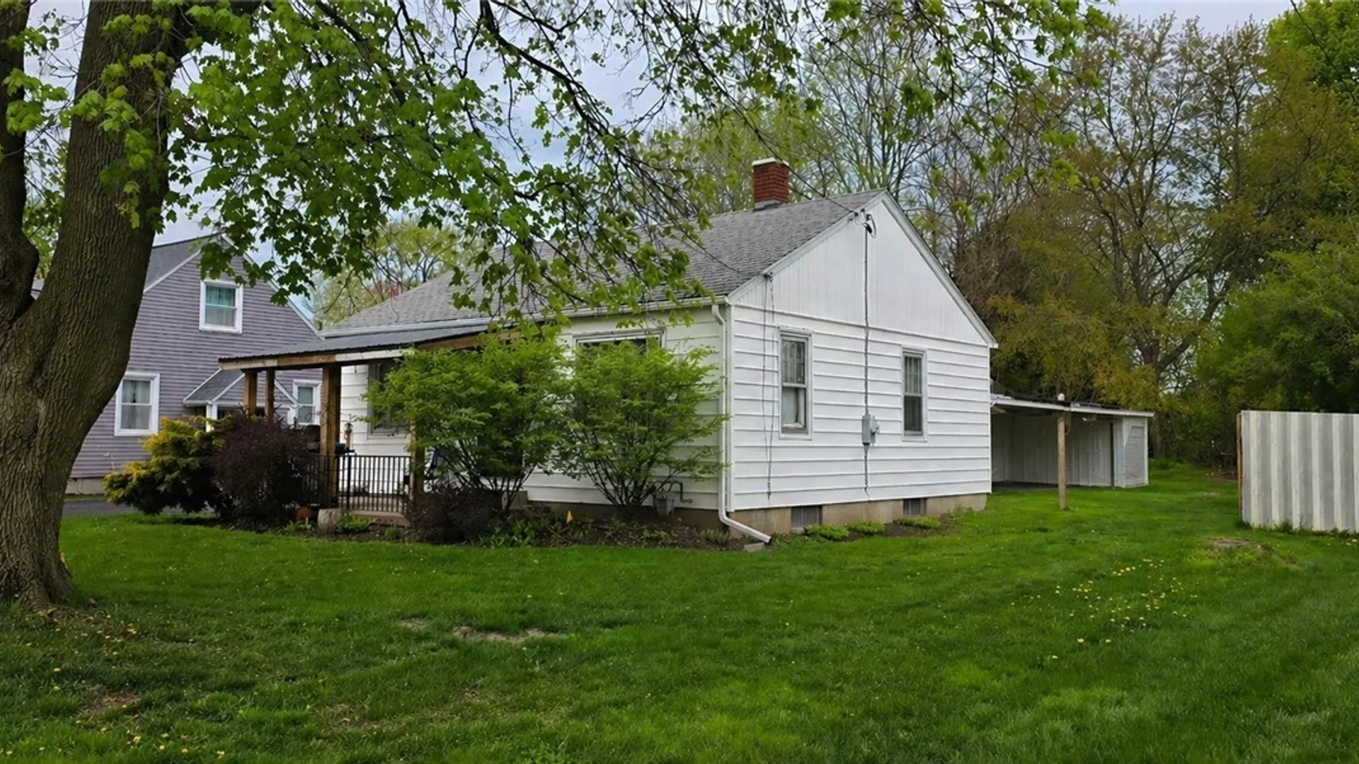 Property at 6071 Ketchum Avenue, Newfane, NY 14108 3