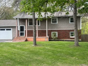 Property at 4742 Cottage Road, Royalton, NY 14067