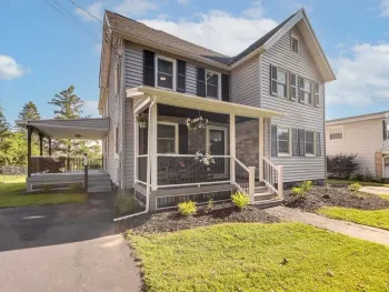 Property at 15 HOCKEBORNE, Auburn, NY 13021