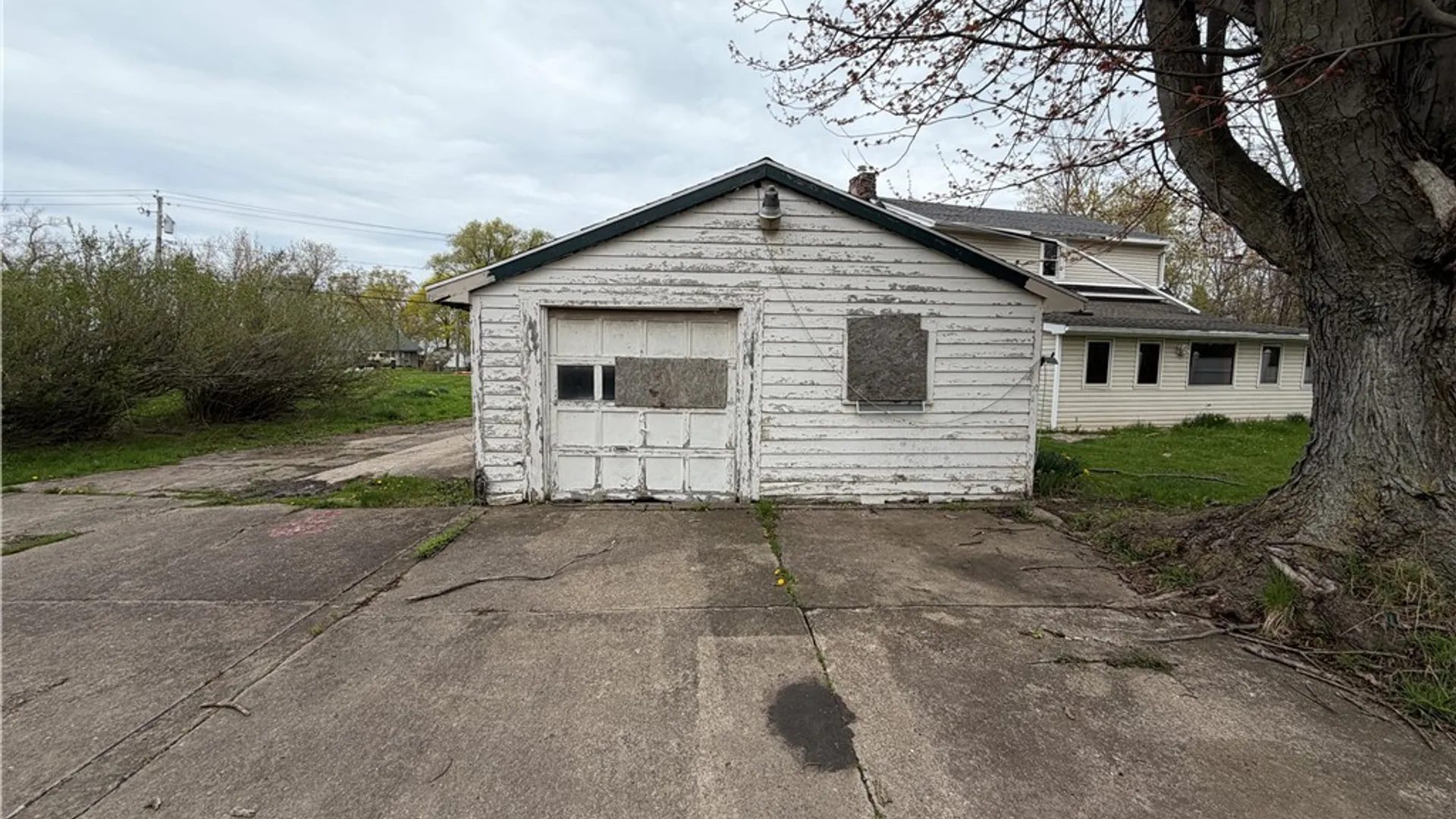 Property at 2388 Lake Road, Porter, NY 14131 5