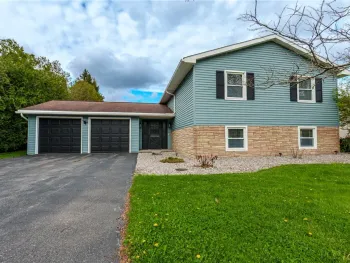 Property at 112 Manor Lane, Whitestown, NY 13424